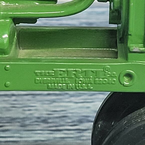 Vtg Ertl 1/16 John Deere GP model A diecast narrow frontend tractor green/yellow - Picture 7 of 10